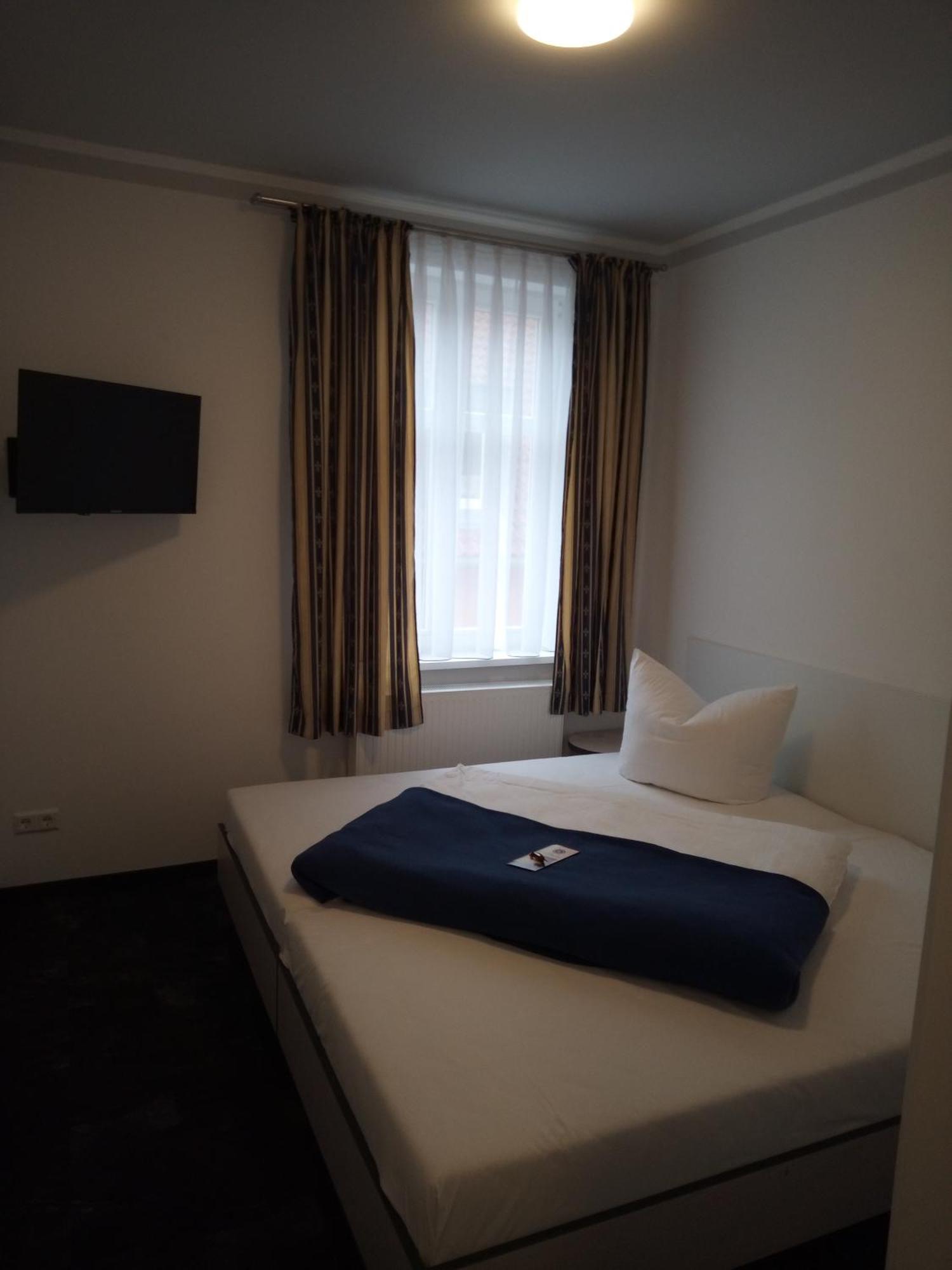 Hotel Zur Kulturweberei Finsterwalde Bilik gambar